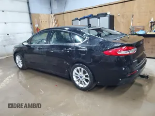 2020 Ford Fusion SE with VIN 3FA6P0HD2LR179956, listed as a Copart auction lot 53615335 with 42,043 mi miles and Salvage Title. Bid and sale history available at carsss.com. Image 2.