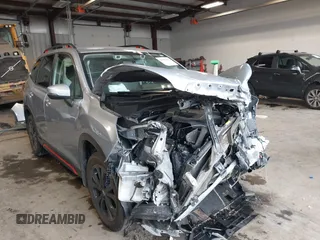 2019 Subaru Forester Sport with VIN JF2SKAPC6KH591322, listed as a IAAI auction lot 41981902 with 47,643 mi miles. Bid and sale history available at carsss.com. Image 1.