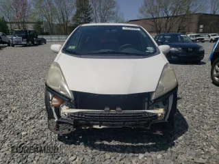 2009 Honda Fit Sport w/Navi with VIN JHMGE88619S012245, listed as a Copart auction lot 54332205 with 139,812 mi miles and Clean Title. Bid and sale history available at carsss.com. Image 5.