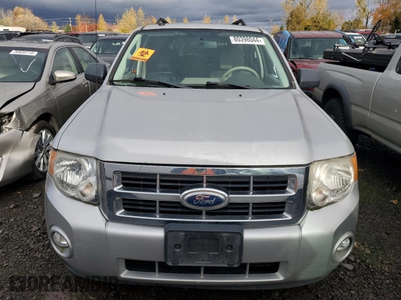 2012 Ford Escape XLT с VIN 1FMCU0D73CKB55395, выставлен на аукционе Copart как лот 80398044 с пробегом 159 656 миль миль и Списание • Salvage title. История ставок и продаж доступна на DreamBid. Изображение 5.