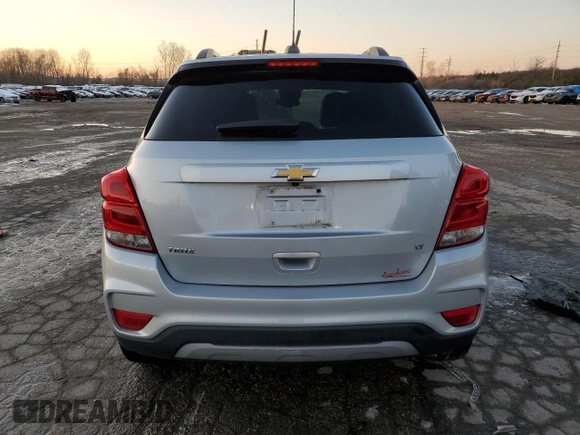 2020 Chevrolet Trax LT z VIN 3GNCJLSB7LL309957, wystawiony jako Copart lot #82972044 z przebiegiem 52 512 mil mil oraz Szkoda całkowita • Salvage title. Historia ofert i sprzedaży dostępna na DreamBid. Obrazek 6.