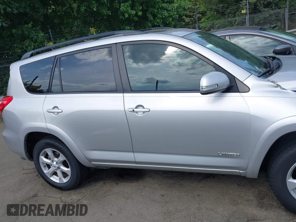 2012 Toyota RAV4 Limited with VIN 2T3YF4DV9CW151756, listed as a IAAI auction lot 42176247 with 91,577 mi miles and . Bid and sale history available at DreamBid. Image 13.