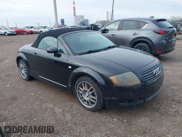 2001 Audi TT z VIN TRUTX28N311033578, wystawiony jako IAAI lot #41965945 z przebiegiem 168 867 mil mil oraz . Historia ofert i sprzedaży dostępna na DreamBid. Obrazek 1.