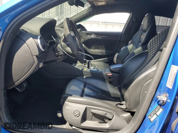 2019 Audi RS 3 z VIN WUABWGFF9KA905767, wystawiony jako Copart lot #53146125 z przebiegiem 50 725 mil mil oraz Szkoda całkowita • Salvage title. Historia ofert i sprzedaży dostępna na DreamBid. Obrazek 7.