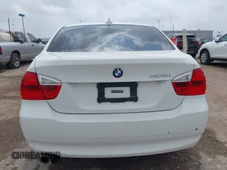 2008 BMW 3 Series 328i with VIN WBAVA37518NL53526, listed as a IAAI auction lot 41956298 with 208,586 mi miles and . Bid and sale history available at DreamBid. Image 16.