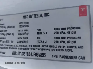 2018 Tesla Model 3 Long Range Battery z VIN 5YJ3E1EB4JF067895, wystawiony jako IAAI lot #41280101 z przebiegiem Nie podano mil oraz . Historia ofert i sprzedaży dostępna na DreamBid. Obrazek 9.