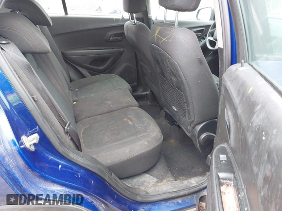 2017 Chevrolet Trax LS with VIN 3GNCJKSB0HL177786, listed as a IAAI auction lot 42016071 with 237,428 mi miles. Bid and sale history available at carsss.com. Image 8.