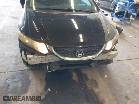2014 Honda Civic LX z VIN 19XFB2F50EE209501, wystawiony jako IAAI lot #41502949 z przebiegiem 115 828 mil mil oraz . Historia ofert i sprzedaży dostępna na DreamBid. Obrazek 6.
