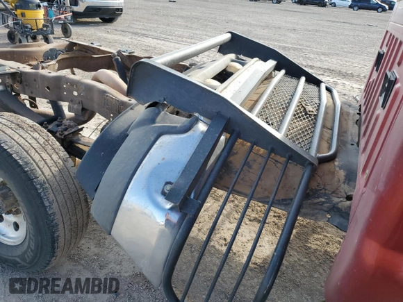 2002 Ford F-350 XL с VIN 1FTSW31F02EB77567, выставлен на аукционе Copart как лот 52827805 с пробегом 245 934 миль миль и Списание • Salvage title. История ставок и продаж доступна на DreamBid. Изображение 12.