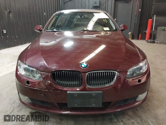 2009 BMW 3 Series 328i xDrive z VIN WBAWC33539PC87767, wystawiony jako IAAI lot #41988576 z przebiegiem 122 842 mil mil oraz . Historia ofert i sprzedaży dostępna na DreamBid. Obrazek 13.