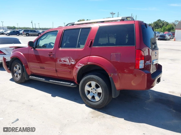 2005 Nissan Pathfinder LE with VIN 5N1AR18W15C704878, listed as a IAAI auction lot 41735335 with 162,191 mi miles. Bid and sale history available at carsss.com. Image 3.