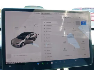 2018 Tesla Model 3 Long Range Battery with VIN 5YJ3E1EB5JF100578, listed as a IAAI auction lot 41959766 with 57,931 mi miles and . Bid and sale history available at DreamBid. Image 18.