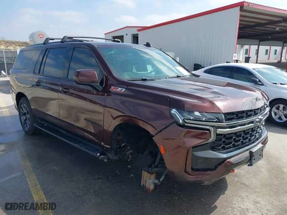 2022 Chevrolet Suburban Z71 with VIN 1GNSKDKD6NR153339, listed as a IAAI auction lot 41446443 with 49,261 mi miles. Bid and sale history available at carsss.com. Image 1.
