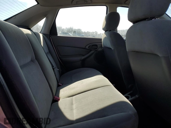 2000 Ford Focus SE with VIN 1FAFP3435YW340772, listed as a Copart auction lot 45588045 with 170,349 mi miles and Salvage Title. Bid and sale history available at carsss.com. Image 10.