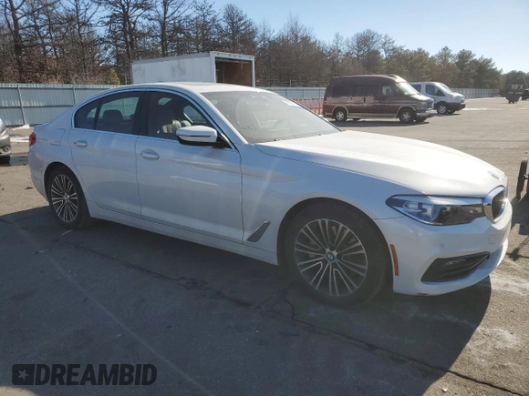 2018 BMW 5 Series 530i xDrive z VIN WBAJA7C55JWA73915, wystawiony jako Copart lot #42592435 z przebiegiem 85 371 mil mil oraz Nie do naprawy • Non repairable. Historia ofert i sprzedaży dostępna na DreamBid. Obrazek 4.