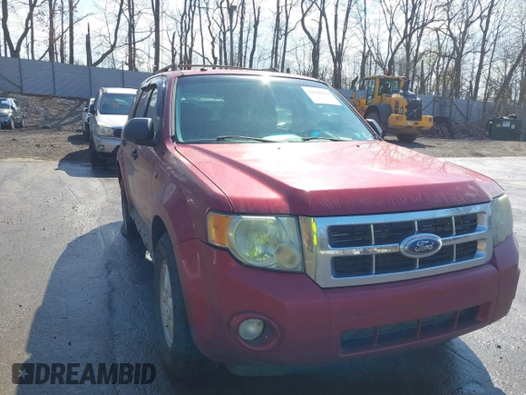 2008 Ford Escape XLT with VIN 1FMCU93108KC15674, listed as a IAAI auction lot 42049019 with 180,077 mi miles. Bid and sale history available at carsss.com. Image 13.