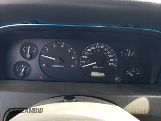 2002 Jeep Grand Cherokee Laredo с VIN 1J8GW48S22C206165, выставлен на аукционе Copart как лот 62193315 с пробегом 186 544 миль миль и Чистый • Clean title. История ставок и продаж доступна на DreamBid. Изображение 9.