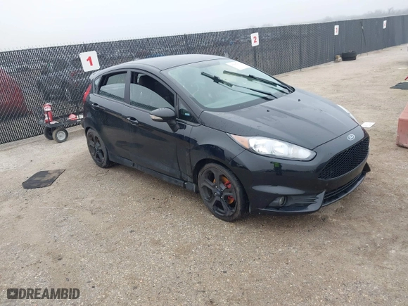 2019 Ford Fiesta ST with VIN 3FADP4GX5KM121085, listed as a IAAI auction lot 41505414 with 86,885 mi miles. Bid and sale history available at carsss.com. Image 1.