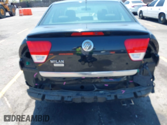 2010 Mercury Milan Premier with VIN 3MEHM0JA5AR654202, listed as a IAAI auction lot 42673191 with 90,423 mi miles and . Bid and sale history available at DreamBid. Image 6.