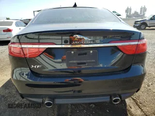 2017 Jaguar XF 35t Premium with VIN SAJBD4BV0HCY43592, listed as a Copart auction lot 77621094 with 51,753 mi miles and Salvage Title. Bid and sale history available at carsss.com. Image 6.
