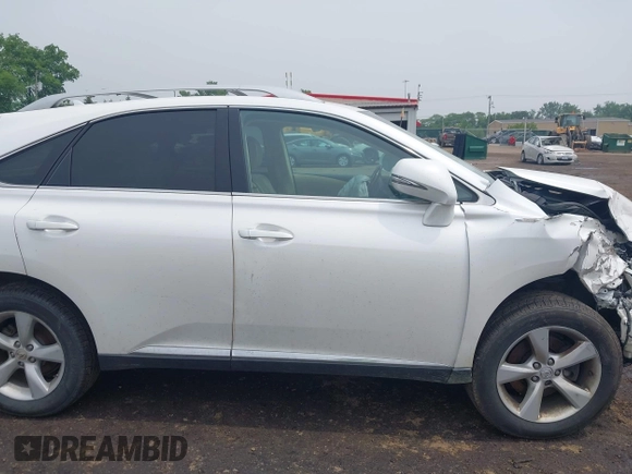 2013 Lexus RX 350 с VIN 2T2BK1BA1DC183091, выставлен на аукционе IAAI как лот 42416813 с пробегом Не указан миль и . История ставок и продаж доступна на DreamBid. Изображение 13.