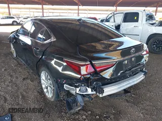 2020 Lexus ES 350 Luxury with VIN 58AEZ1B15LU053883, listed as a IAAI auction lot 41847982 with Not provided miles and . Bid and sale history available at DreamBid. Image 3.
