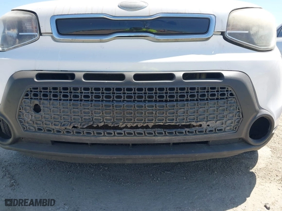2014 Kia Soul + with VIN KNDJP3A53E7029843, listed as a IAAI auction lot 41981897 with 82,177 mi miles. Bid and sale history available at carsss.com. Image 6.