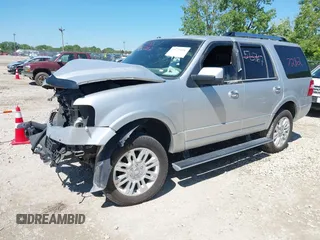 2012 Ford Expedition Limited z VIN 1FMJU1K57CEF62617, wystawiony jako IAAI lot #42272116 z przebiegiem 222 670 mil mil oraz . Historia ofert i sprzedaży dostępna na DreamBid. Obrazek 16.