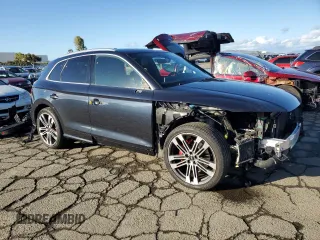 2018 Audi SQ5 Premium Plus with VIN WA1A4AFY0J2036475, listed as a Copart auction lot 86401864 with 85,061 mi miles and Salvage Title. Bid and sale history available at DreamBid. Image 4.