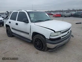 2004 Chevrolet Tahoe LT with VIN 1GNEC13Z74R313844, listed as a IAAI auction lot 41444672 with 233,620 mi miles. Bid and sale history available at carsss.com. Image 1.