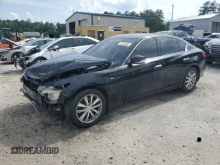 2015 Infiniti Q50 Premium z VIN JN1BV7AR5FM411253, wystawiony jako Copart lot #56936975 z przebiegiem 194 596 mil mil oraz Czysty tytuł • Clean title. Historia ofert i sprzedaży dostępna na DreamBid. Obrazek 1.