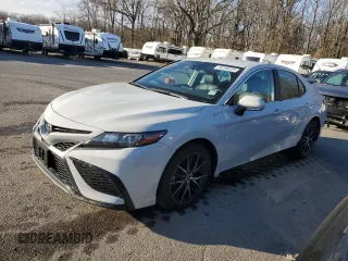 2022 Toyota Camry SE with VIN 4T1G11AK9NU050912, listed as a Copart auction lot 48196225 with 65,032 mi miles and Salvage Title. Bid and sale history available at DreamBid. Image 1.