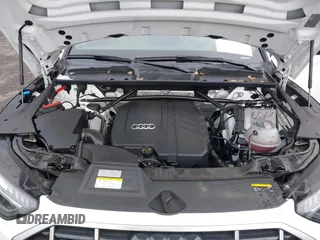 2021 Audi Q5 Prestige with VIN WA1CAAFY8M2099653, listed as a IAAI auction lot 41903022 with 27,611 mi miles. Bid and sale history available at carsss.com. Image 10.