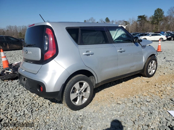 2017 Kia Soul with VIN KNDJN2A2XH7445740, listed as a Copart auction lot 46579205 with 100,862 mi miles and Salvage Title. Bid and sale history available at carsss.com. Image 3.