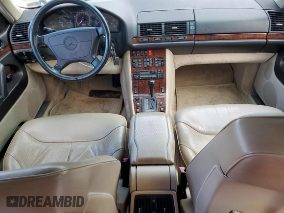 1994 Mercedes-Benz S with VIN WDBGA51E0RA172358, listed as a Copart auction lot 77541104 with 237,028 mi miles and Clean Title. Bid and sale history available at DreamBid. Image 8.