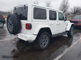 2024 Jeep Wrangler 4xe High Altitude with VIN 1C4RJXU6XRW209302, listed as a IAAI auction lot 41116289 with 2,862 mi miles. Bid and sale history available at carsss.com. Image 4.