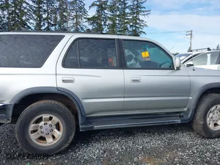 2000 Toyota 4Runner SR5 with VIN JT3HN86RXY0265047, listed as a IAAI auction lot 41641243 with 1 mi miles. Bid and sale history available at carsss.com. Image 13.