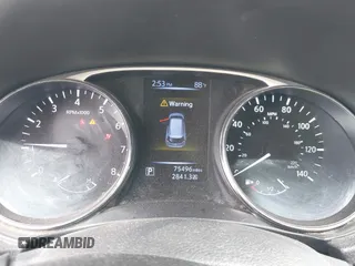 2016 Nissan Rogue SL with VIN 5N1AT2MT5GC900179, listed as a IAAI auction lot 41927915 with 75,496 mi miles. Bid and sale history available at carsss.com. Image 7.