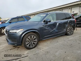 2021 Volvo XC90 Momentum with VIN YV4102PK4M1671000, listed as a Copart auction lot 64137584 with 38,248 mi miles and Salvage Title. Bid and sale history available at carsss.com. Image 1.
