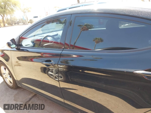 2013 Hyundai Elantra GLS z VIN 5NPDH4AE4DH440405, wystawiony jako IAAI lot #41901236 z przebiegiem 122 375 mil mil oraz . Historia ofert i sprzedaży dostępna na DreamBid. Obrazek 14.