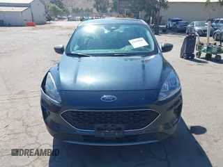 2022 Ford Escape SE с VIN 1FMCU0G67NUB83923, выставлен на аукционе IAAI как лот 42643806 с пробегом 43 193 миль миль и . История ставок и продаж доступна на DreamBid. Изображение 12.