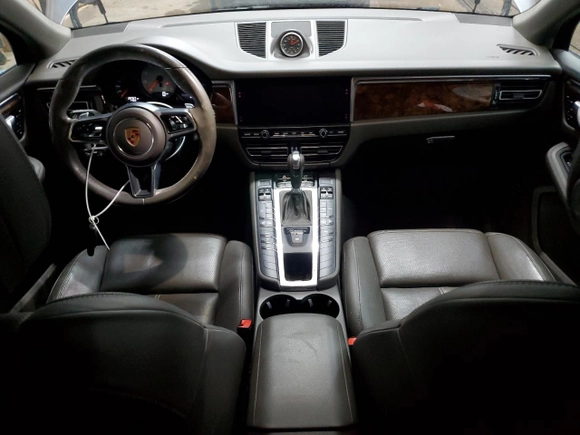 2019 Porsche Macan S с VIN WP1AB2A58KLB34386, выставлен на аукционе Copart как лот 49601165 с пробегом 29 757 миль миль и Списание • Salvage title. История ставок и продаж доступна на DreamBid. Изображение 8.