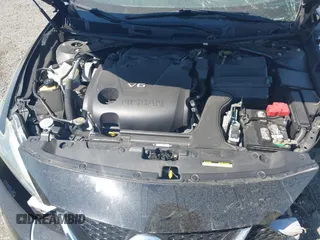 2018 Nissan Maxima SV z VIN 1N4AA6AP3JC407820, wystawiony jako IAAI lot #42098941 z przebiegiem 65 071 mil mil oraz . Historia ofert i sprzedaży dostępna na DreamBid. Obrazek 10.