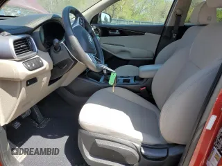 2020 Kia Sorento LX with VIN 5XYPG4A38LG671165, listed as a Copart auction lot 51986745 with 86,547 mi miles and Salvage Title. Bid and sale history available at carsss.com. Image 7.