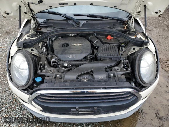 2016 MINI Clubman z VIN WMWLN5C58G2E30988, wystawiony jako Copart lot #48992025 z przebiegiem 108 620 mil mil oraz Czysty tytuł • Clean title. Historia ofert i sprzedaży dostępna na DreamBid. Obrazek 12.