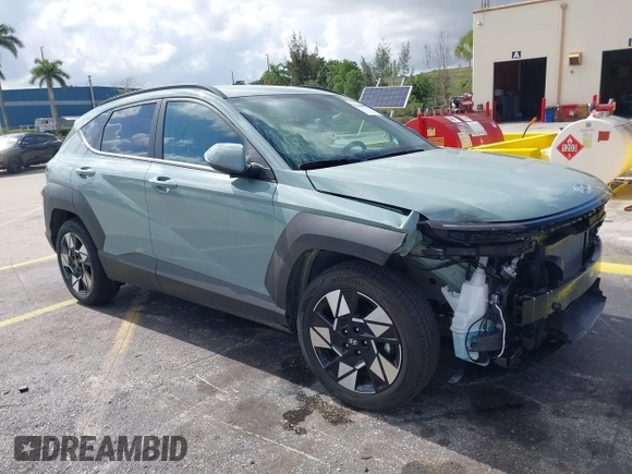 2025 Hyundai Kona SEL with VIN KM8HB3AB5SU248072, listed as a IAAI auction lot 42168082 with 5,696 mi miles and . Bid and sale history available at carsss.com. Image 1.