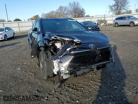 2023 Toyota bZ4X XLE z VIN JTMAAAAA7PA026243, wystawiony jako Copart lot #80972543 z przebiegiem 2 213 mil mil oraz . Historia ofert i sprzedaży dostępna na DreamBid. Obrazek 11.