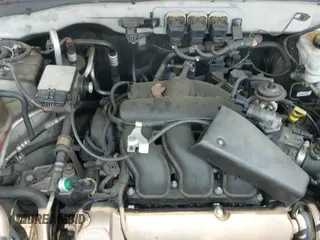 2005 Ford Escape Limited с VIN 1FMYU04135KA96157, выставлен на аукционе IAAI как лот 42339869 с пробегом 202 712 миль миль и . История ставок и продаж доступна на DreamBid. Изображение 13.