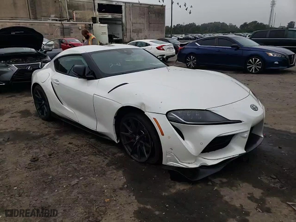 2024 Toyota GR Supra 3.0 with VIN WZ1DB0G07RW066106, listed as a Copart auction lot 73118834 with 2,652 mi miles and Salvage Title. Bid and sale history available at carsss.com. Image 11.