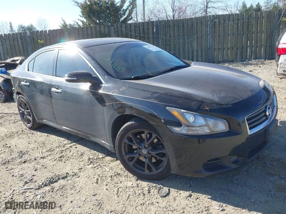 2014 Nissan Maxima 3.5 S with VIN 1N4AA5AP6EC433747, listed as a IAAI auction lot 41830759 with 135,692 mi miles. Bid and sale history available at carsss.com. Image 1.